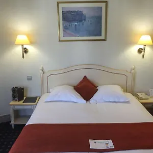 **** Hotel Rochechouart - Orso France